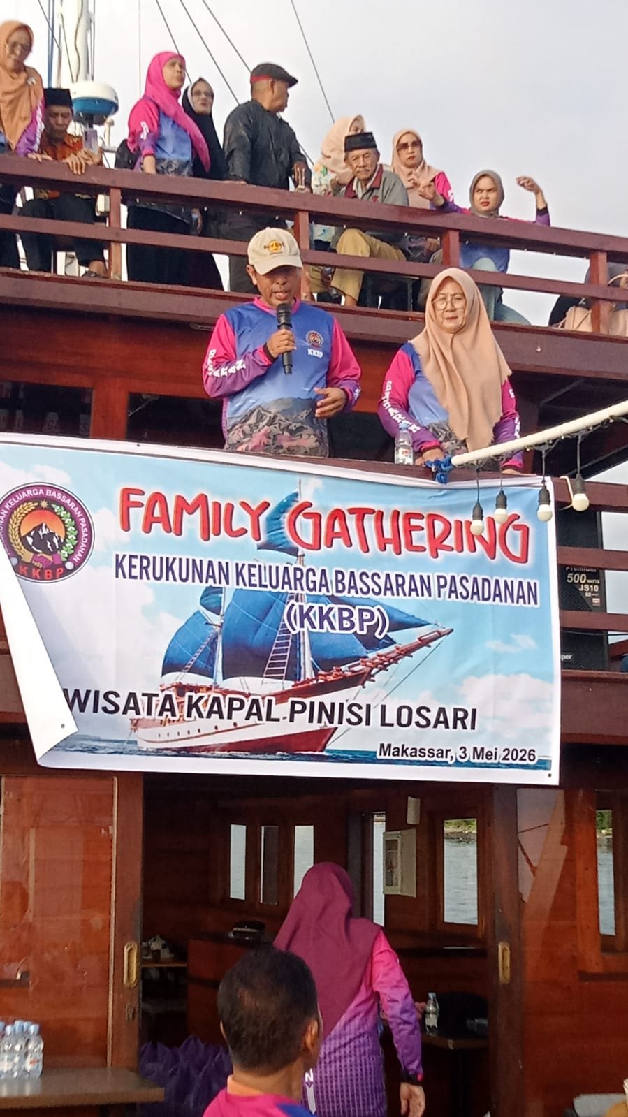 Family Gathering KKBP Pererat Silaturahmi di Wisata Kapal Phinisi Losari