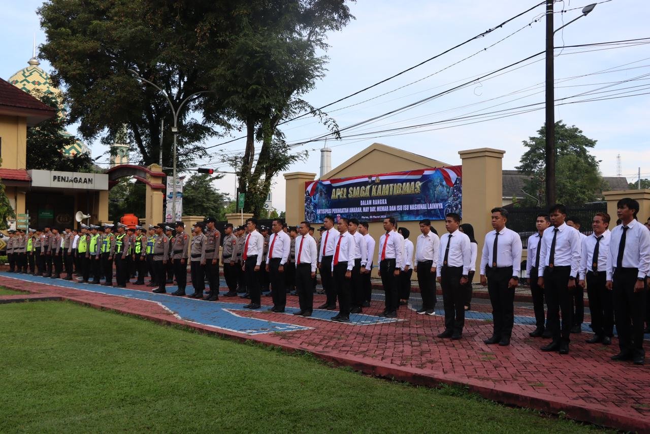 Polres Maros Gelar Apel Siaga Kamtibmas,Antisipasi Gangguan Jelang May Day